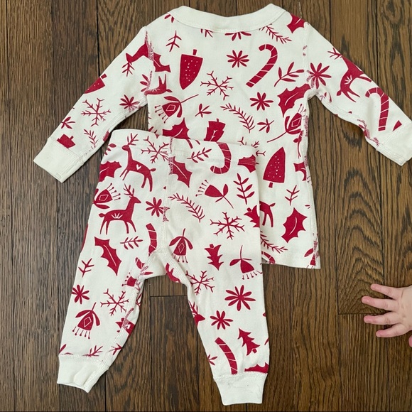 EUC Hanna Andersson two-piece pajama. 3-6mo or 60cm. Nordic holiday Chri… - Picture 4 of 6